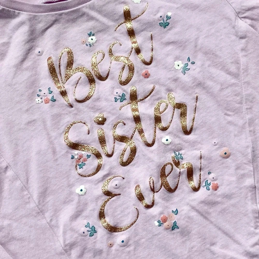 •Carter’s• Best Sister Ever graphic tee